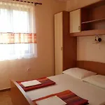 Adriana Apartamento *