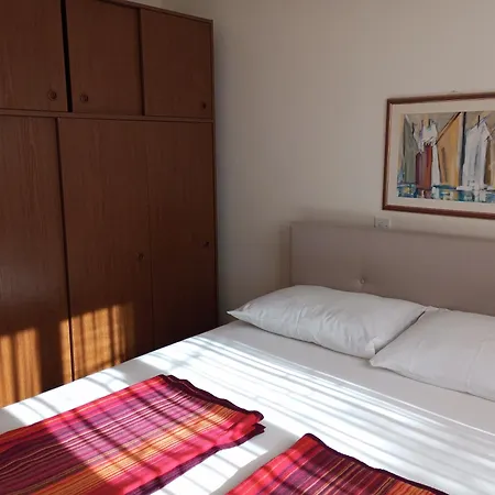 Adriana Apartament *