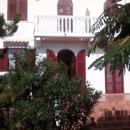 Апартаменты Adriana