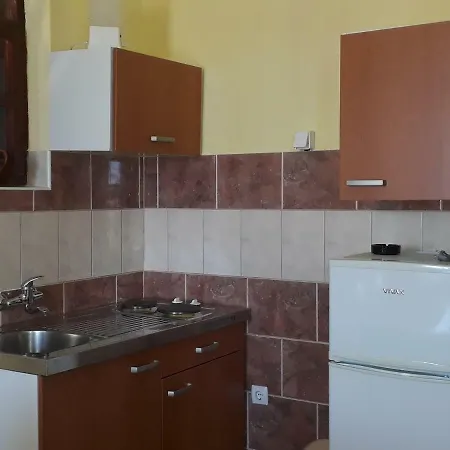 Adriana Apartament *